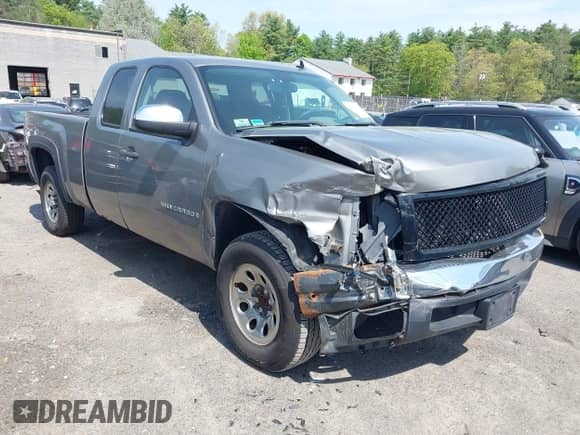 2008 Chevrolet Silverado 1500 Work Truck с VIN 1GCEC19X28Z322147, выставлен на аукционе IAAI как лот 42233304 с пробегом 132 411 миль миль и . История ставок и продаж доступна на DreamBid. Изображение 1.