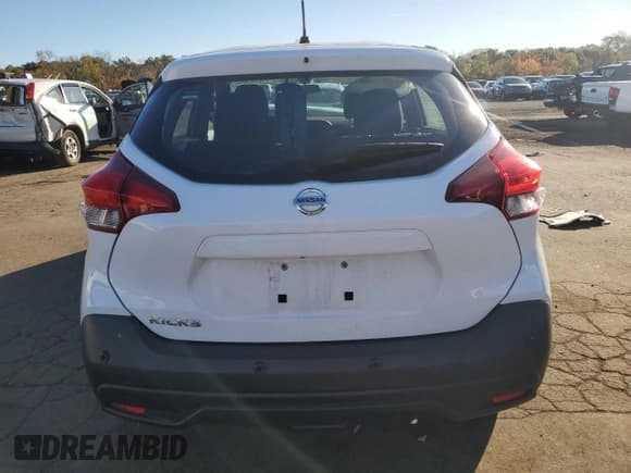 ✅ 2020 Nissan Kicks S • VIN: 3N1CP5BV9LL546093 • Lot: 86292985. Wystawiony na Copart z przebiegiem 108 583 mil. Bezpłatny archiwum sprzedaży aukcyjnych z USA i szczegółowy raport historii pojazdu na DreamBid. Zdjęcie 6.