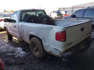 ✅ 2003 Chevrolet S-10 LS • VIN: 1GCCS14H738246577 • Лот: 41305078. Опубликован ранее на IAAI с пробегом 179 437 миль. Бесплатный доступ к архиву аукционных продаж из США и подробный отчёт об истории автомобиля на DreamBid. Изображение 3.