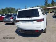 ✅ 2023 Jeep Wagoneer Series III • VIN: 1C4SJSDP1PS540612 • Lot: 43062708. Wystawiony na IAAI z przebiegiem 65 109 mil. Bezpłatny archiwum sprzedaży aukcyjnych z USA i szczegółowy raport historii pojazdu na DreamBid. Zdjęcie 16.