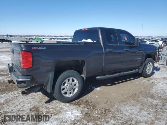 ✅ 2015 Chevrolet Silverado 2500HD LT • VIN: 1GC2KVE82FZ118702 • Лот: 45728295. Опубликован ранее на Copart с пробегом 130 495 миль. Бесплатный доступ к архиву аукционных продаж из США и подробный отчёт об истории автомобиля на DreamBid. Изображение 3.