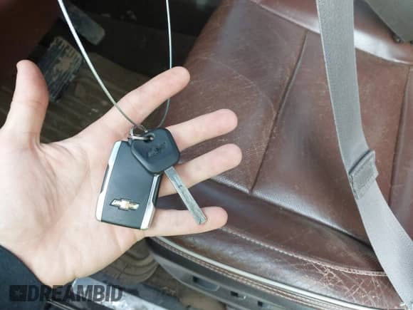 2014 Chevrolet Silverado 1500 High Country with VIN 3GCUKTEC2EG553252, listed as a IAAI auction lot 42898703 with 193,749 mi miles and . Bid and sale history available at DreamBid. Image 11.