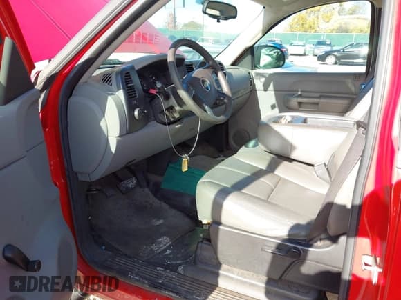 ✅ 2007 Chevrolet Silverado 1500 1LT • VIN: 1GCEC14017Z513390 • Lot: 43621590. Listed on IAAI with 134,530 mi. Free auction sales archive from the USA and detailed vehicle history report at DreamBid. Image 5.