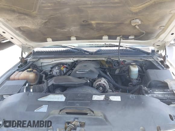 ✅ 2001 Chevrolet Silverado 1500 LS • VIN: 1GCEC19V71Z156356 • Lot: 42433465. Listed on IAAI with 294,830 mi. Free auction sales archive from the USA and detailed vehicle history report at DreamBid. Image 10.