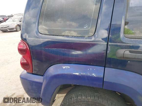 ✅ 2007 Jeep Liberty Sport • VIN: 1J4GK48K47W506955 • Lot: 43543485. Listed on IAAI with 187,596 mi. Free auction sales archive from the USA and detailed vehicle history report at DreamBid. Image 12.