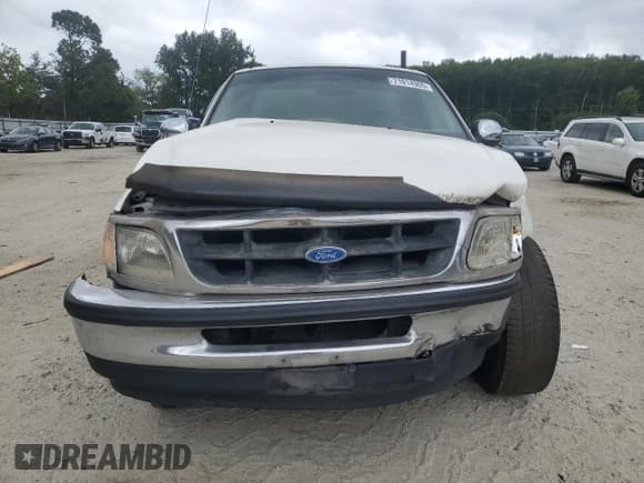 ✅ 1997 Ford F-150 • VIN: 1FTDF1722VNC49780 • Lot: 71014905. Listed on Copart with 322,639 mi. Free auction sales archive from the USA and detailed vehicle history report at DreamBid. Image 5.
