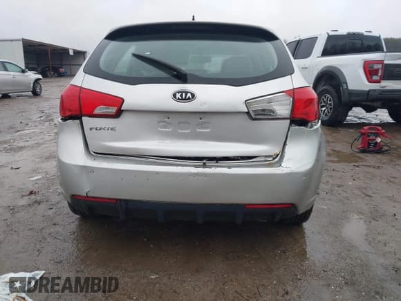 ✅ 2011 Kia Forte EX • VIN: KNAFU5A20B5379161 • Лот: 43840846. Опубликован ранее на IAAI с пробегом 117 178 миль. Бесплатный доступ к архиву аукционных продаж из США и подробный отчёт об истории автомобиля на DreamBid. Изображение 6.