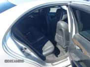 ✅ 2009 Mercedes-Benz E 350 Luxury • VIN: WDBUF87X09B380281 • Lot: 43403315. Wystawiony na IAAI z przebiegiem 152 408 mil. Bezpłatny archiwum sprzedaży aukcyjnych z USA i szczegółowy raport historii pojazdu na DreamBid. Zdjęcie 8.