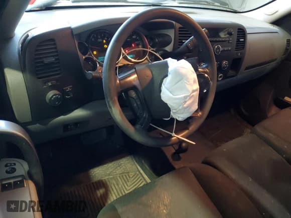 ✅ 2014 Chevrolet Silverado 2500HD Work Truck • VIN: 1GC0KVCG9EF174797 • Лот: 86870605. Опубликован ранее на Copart с пробегом 206 564 миль. Бесплатный доступ к архиву аукционных продаж из США и подробный отчёт об истории автомобиля на DreamBid. Изображение 8.