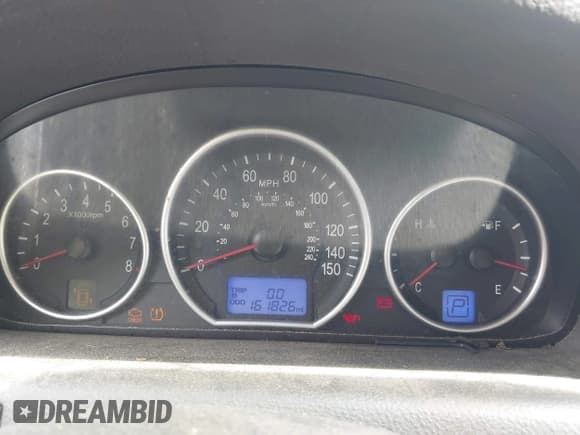 ✅ 2008 Hyundai Veracruz GLS • VIN: KM8NU13C38U065270 • Lot: 42978990. Listed on IAAI with 161,826 mi. Free auction sales archive from the USA and detailed vehicle history report at DreamBid. Image 7.