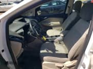 ✅ 2013 Ford C-Max SE • VIN: 1FADP5AU1DL547235 • Lot: 80030105. Wystawiony na Copart z przebiegiem 151 195 mil. Bezpłatny archiwum sprzedaży aukcyjnych z USA i szczegółowy raport historii pojazdu na DreamBid. Zdjęcie 7.