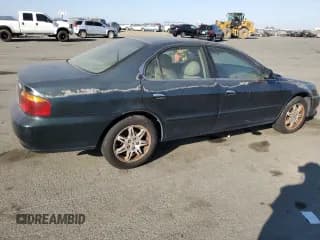 ✅ 2000 Acura TL • VIN: 19UUA5660YA060567 • Лот: 74141834. Опубликован ранее на Copart с пробегом 394 925 миль. Бесплатный доступ к архиву аукционных продаж из США и подробный отчёт об истории автомобиля на DreamBid. Изображение 3.