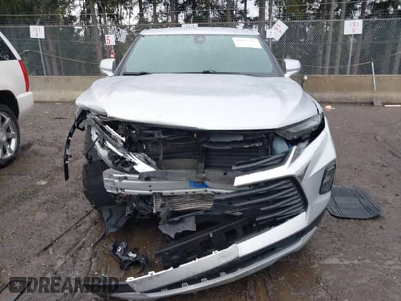 2021 Chevrolet Blazer LT z VIN 3GNKBHR40MS557195, wystawiony jako IAAI lot #41597787 z przebiegiem 66 094 mil mil oraz . Historia ofert i sprzedaży dostępna na DreamBid. Obrazek 12.