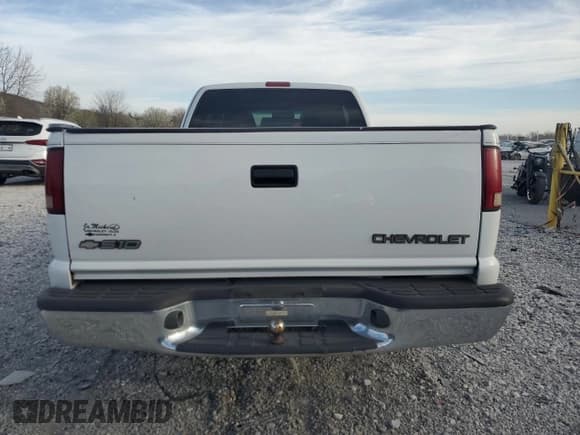 ✅ 2000 Chevrolet S-10 LS • VIN: 1GCCS19W7Y8158661 • Лот: 48857445. Опубликован ранее на Copart с пробегом 124 068 миль. Бесплатный доступ к архиву аукционных продаж из США и подробный отчёт об истории автомобиля на DreamBid. Изображение 6.