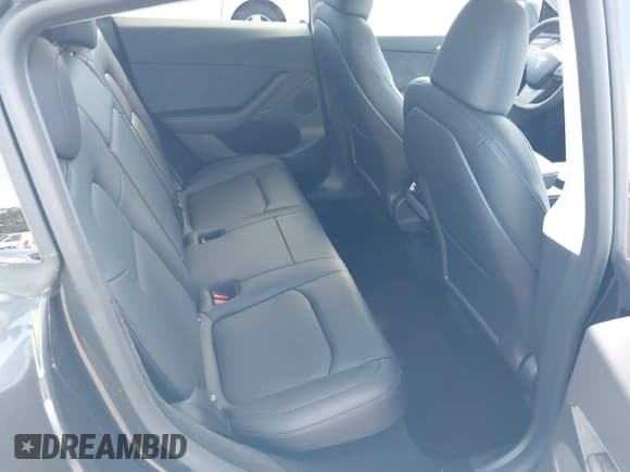 ✅ 2024 Tesla Model Y Long Range • VIN: 7SAYGDEE6RF183836 • Лот: 40588978. Опубликован ранее на IAAI с пробегом 82 миль. Бесплатный доступ к архиву аукционных продаж из США и подробный отчёт об истории автомобиля на DreamBid. Изображение 8.