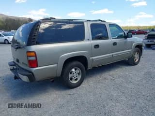 ✅ 2000 Chevrolet Suburban LT • VIN: 3GNFK16T0YG114431 • Lot: 42059206. Wystawiony na IAAI z przebiegiem 266 582 mil. Bezpłatny archiwum sprzedaży aukcyjnych z USA i szczegółowy raport historii pojazdu na DreamBid. Zdjęcie 4.