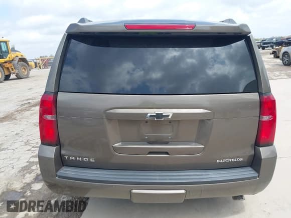 ✅ 2016 Chevrolet Tahoe LT • VIN: 1GNSCBKC7GR129367 • Lot: 42503801. Listed on IAAI with 111,352 mi. Free auction sales archive from the USA and detailed vehicle history report at DreamBid. Image 15.