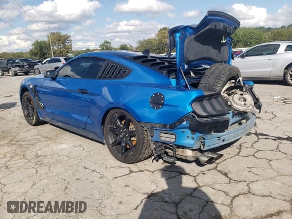 ✅ 2020 Ford Mustang GT • VIN: 1FA6P8CF9L5185960 • Lot: 82144185. Wystawiony na Copart z przebiegiem 84 160 mil. Bezpłatny archiwum sprzedaży aukcyjnych z USA i szczegółowy raport historii pojazdu na DreamBid. Zdjęcie 2.