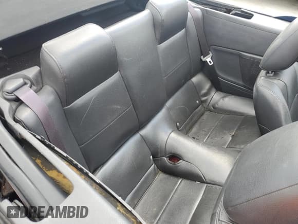 ✅ 2005 Ford Mustang Deluxe • VIN: 1ZVFT84N255250515 • Lot: 55279355. Listed on Copart with 182,633 mi. Free auction sales archive from the USA and detailed vehicle history report at DreamBid. Image 10.