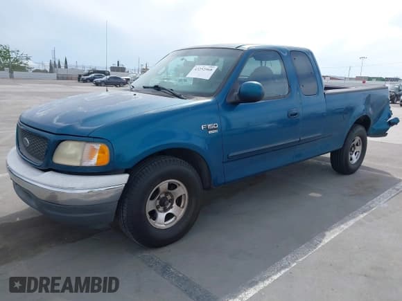 ✅ 2000 Ford F-150 XL • VIN: 1FTRX17LXYKB07422 • Lot: 43252968. Listed on IAAI with 480,466 mi. Free auction sales archive from the USA and detailed vehicle history report at DreamBid. Image 17.