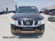 ✅ 2009 Nissan Titan SE • VIN: 1N6AA07D89N318908 • Lot: 63357974. Wystawiony na Copart z przebiegiem 300 010 mil. Bezpłatny archiwum sprzedaży aukcyjnych z USA i szczegółowy raport historii pojazdu na DreamBid. Zdjęcie 5.