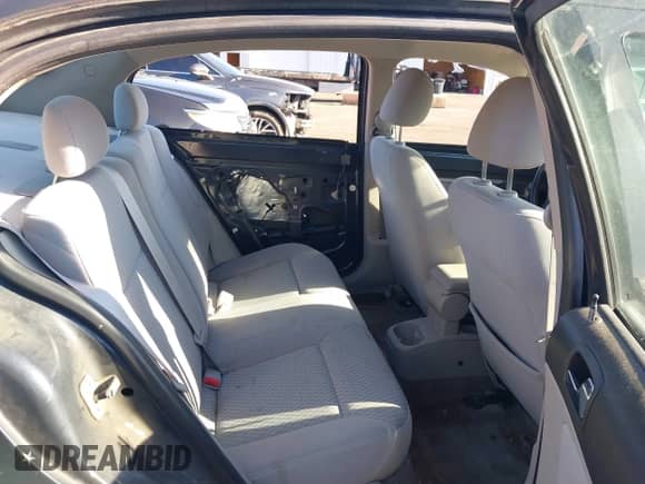 2009 Chevrolet Cobalt 1LT with VIN 1G1AT58H097212297, listed as a IAAI auction lot 43492590 with 140,542 mi miles and . Bid and sale history available at DreamBid. Image 8.