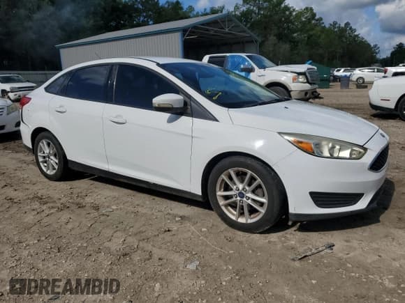 ✅ 2015 Ford Focus SE • VIN: 1FADP3F20FL342858 • Lot: 56569365. Listed on Copart with 94,211 mi. Free auction sales archive from the USA and detailed vehicle history report at DreamBid. Image 4.