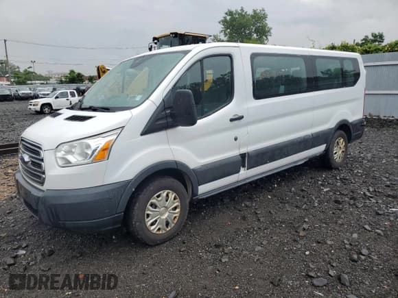 ✅ 2017 Ford Transit XL • VIN: 1FBZX2ZM7HKA66313 • Lot: 60648435. Wystawiony na Copart z przebiegiem 65 264 mil. Bezpłatny archiwum sprzedaży aukcyjnych z USA i szczegółowy raport historii pojazdu na DreamBid. Zdjęcie 1.