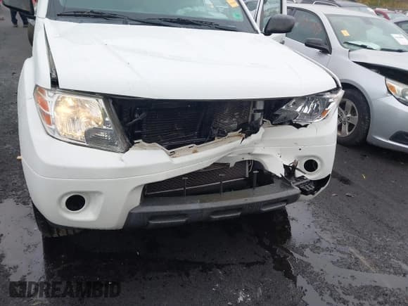 ✅ 2016 Nissan Frontier S • VIN: 1N6AD0EV5GN742191 • Lot: 43554422. Listed on IAAI with 58,859 mi. Free auction sales archive from the USA and detailed vehicle history report at DreamBid. Image 6.