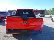 ✅ 2019 Ford F-150 XL • VIN: 1FTEW1EP3KFB98041 • Lot: 43465679. Wystawiony na IAAI z przebiegiem 93 118 mil. Bezpłatny archiwum sprzedaży aukcyjnych z USA i szczegółowy raport historii pojazdu na DreamBid. Zdjęcie 16.