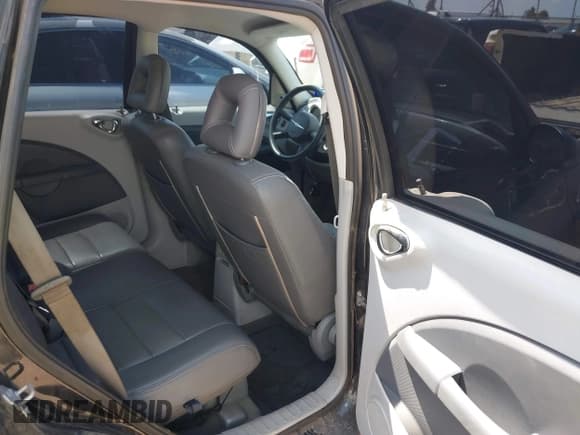 ✅ 2009 Chrysler PT Cruiser • VIN: 3A8FY48959T502833 • Lot: 42630008. Listed on IAAI with 75,954 mi. Free auction sales archive from the USA and detailed vehicle history report at DreamBid. Image 8.