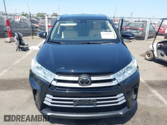 ✅ 2017 Toyota Highlander XLE • VIN: 5TDKZRFH6HS522186 • Лот: 42560997. Опубликован ранее на IAAI с пробегом 89 138 миль. Бесплатный доступ к архиву аукционных продаж из США и подробный отчёт об истории автомобиля на DreamBid. Изображение 12.