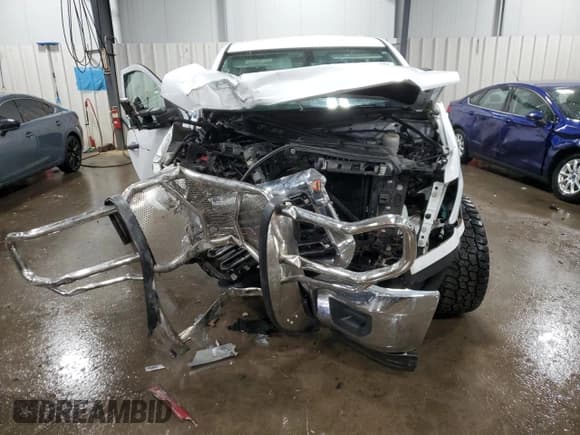 ✅ 2018 GMC Sierra 2500HD • VIN: 1GT12REG7JF235762 • Lot: 84391064. Wystawiony na Copart z przebiegiem Nie podano. Bezpłatny archiwum sprzedaży aukcyjnych z USA i szczegółowy raport historii pojazdu na DreamBid. Zdjęcie 5.