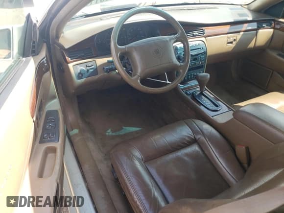 ✅ 1998 Cadillac Eldorado Touring • VIN: 1G6ET1298WU606293 • Lot: 68511745. Listed on Copart with 48,592 mi. Free auction sales archive from the USA and detailed vehicle history report at DreamBid. Image 8.