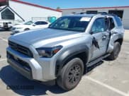 ✅ 2025 Toyota 4Runner SR5 • VIN: JTEVA5BR9S5014136 • Lot: 42896440. Wystawiony na IAAI z przebiegiem 2 072 mil. Bezpłatny archiwum sprzedaży aukcyjnych z USA i szczegółowy raport historii pojazdu na DreamBid. Zdjęcie 17.