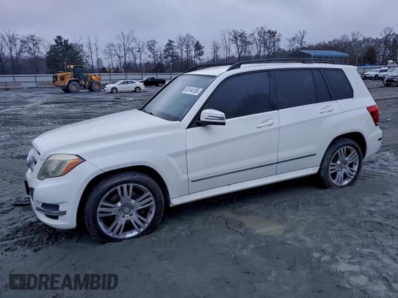 ✅ 2013 Mercedes-Benz GLK 350 • VIN: WDCGG8JBXDG108738 • Лот: 95144195. Опубликован ранее на Copart с пробегом 150 181 миль. Бесплатный доступ к архиву аукционных продаж из США и подробный отчёт об истории автомобиля на DreamBid. Изображение 1.