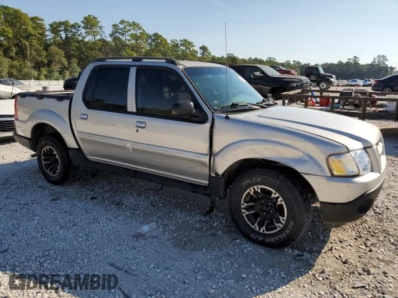 ✅ 2003 Ford Explorer Sport Trac XLS • VIN: 1FMZU67E83UC69467 • Lot: 86825505. Wystawiony na Copart z przebiegiem 169 878 mil. Bezpłatny archiwum sprzedaży aukcyjnych z USA i szczegółowy raport historii pojazdu na DreamBid. Zdjęcie 4.