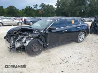 2015 Nissan Altima S z VIN 1N4AL3AP5FC226637, wystawiony jako Copart lot #84176585 z przebiegiem 184 690 mil mil oraz Nie do naprawy • Non repairable. Historia ofert i sprzedaży dostępna na DreamBid. Obrazek 1.