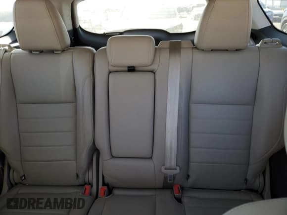 ✅ 2015 Ford Escape Titanium • VIN: 1FMCU9J90FUA03867 • Lot: 92050675. Wystawiony na Copart z przebiegiem 210 847 mil. Bezpłatny archiwum sprzedaży aukcyjnych z USA i szczegółowy raport historii pojazdu na DreamBid. Zdjęcie 10.