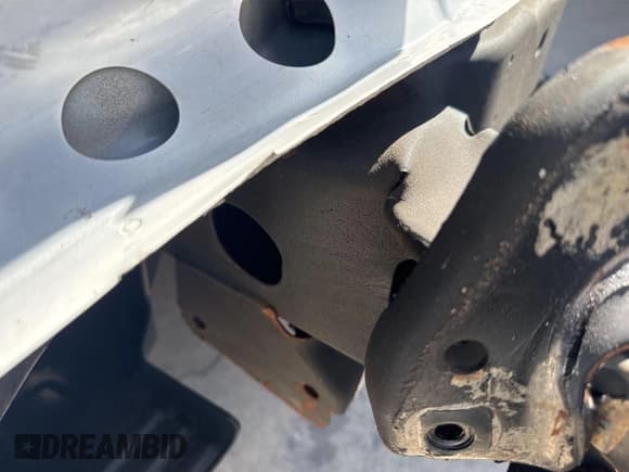 ✅ 2021 Chevrolet Silverado 1500 LT • VIN: 1GCUYDED7MZ353009 • Лот: 43694928. Опубликован ранее на IAAI с пробегом 48 671 миль. Бесплатный доступ к архиву аукционных продаж из США и подробный отчёт об истории автомобиля на DreamBid. Изображение 13.