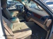 ✅ 2011 Chevrolet Suburban LT • VIN: 1GNSCJE02BR187519 • Lot: 43136755. Listed on IAAI with 203,141 mi. Free auction sales archive from the USA and detailed vehicle history report at DreamBid. Image 5.