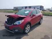 ✅ 2015 Buick Encore Convenience • VIN: KL4CJBSB3FB209454 • Lot: 43162143. Wystawiony na IAAI z przebiegiem 131 955 mil. Bezpłatny archiwum sprzedaży aukcyjnych z USA i szczegółowy raport historii pojazdu na DreamBid. Zdjęcie 2.