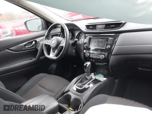 ✅ 2019 Nissan Rogue S • VIN: 5N1AT2MV6KC731493 • Лот: 43641304. Опубликован ранее на IAAI с пробегом 94 692 миль. Бесплатный доступ к архиву аукционных продаж из США и подробный отчёт об истории автомобиля на DreamBid. Изображение 5.