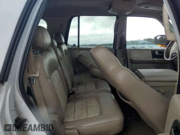 ✅ 2004 Ford Expedition Eddie Bauer • VIN: 1FMPU17L34LB33246 • Lot: 85273985. Listed on Copart with 250,881 mi. Free auction sales archive from the USA and detailed vehicle history report at DreamBid. Image 11.