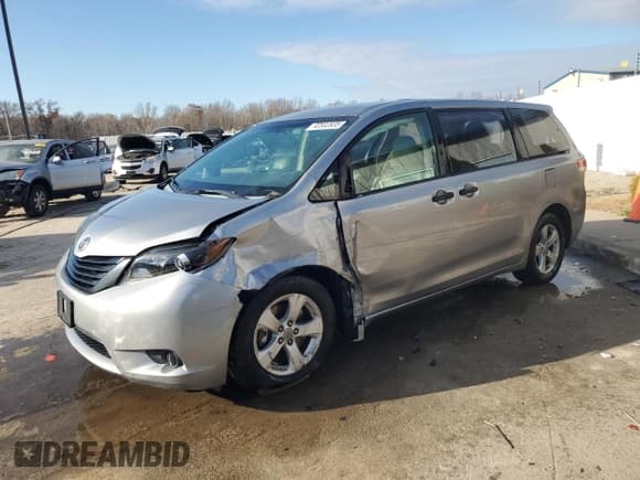 ✅ 2011 Toyota Sienna • VIN: 5TDZK3DC2BS155527 • Lot: 92802835. Listed on Copart with 155,581 mi. Free auction sales archive from the USA and detailed vehicle history report at DreamBid. Image 1.