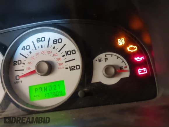 ✅ 2007 Ford Escape Limited • VIN: 1FMCU94197KA36921 • Lot: 40426720. Listed on IAAI with 177,909 mi. Free auction sales archive from the USA and detailed vehicle history report at DreamBid. Image 16.