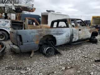 2001 Dodge 3500 z VIN 1B7MF33611J588987, wystawiony jako Copart lot #80669104 z przebiegiem Nie podano mil oraz Nie do naprawy • Non repairable. Historia ofert i sprzedaży dostępna na DreamBid. Obrazek 3.