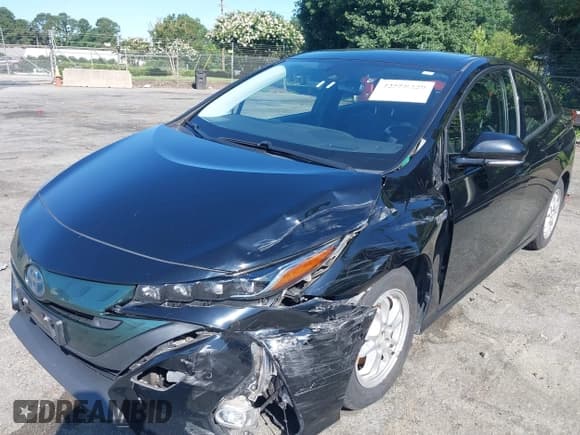 ✅ 2020 Toyota Prius LE • VIN: JTDKARFP7L3127300 • Lot: 42558420. Listed on IAAI with 77,258 mi. Free auction sales archive from the USA and detailed vehicle history report at DreamBid. Image 6.