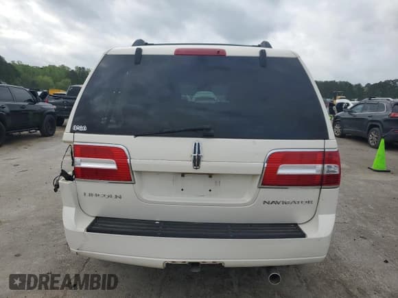 ✅ 2007 Lincoln Navigator • VIN: 5LMFU27567LJ15649 • Lot: 50902735. Wystawiony na Copart z przebiegiem 177 620 mil. Bezpłatny archiwum sprzedaży aukcyjnych z USA i szczegółowy raport historii pojazdu na DreamBid. Zdjęcie 6.