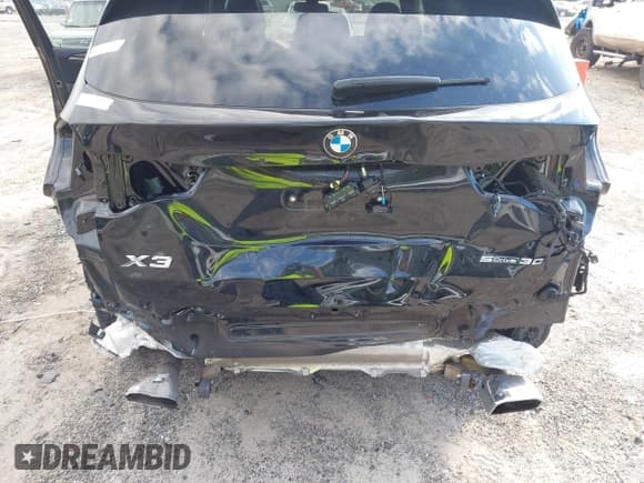 ✅ 2024 BMW X3 sDrive30i • VIN: WBX47DP09RN262516 • Lot: 43079778. Listed on IAAI with 34,000 mi. Free auction sales archive from the USA and detailed vehicle history report at DreamBid. Image 6.